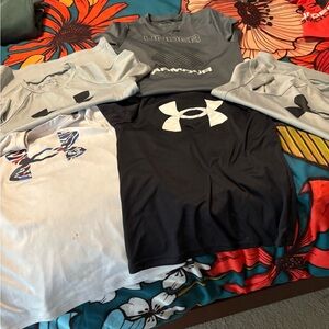 Under Armour Gray and Black Shirt Set